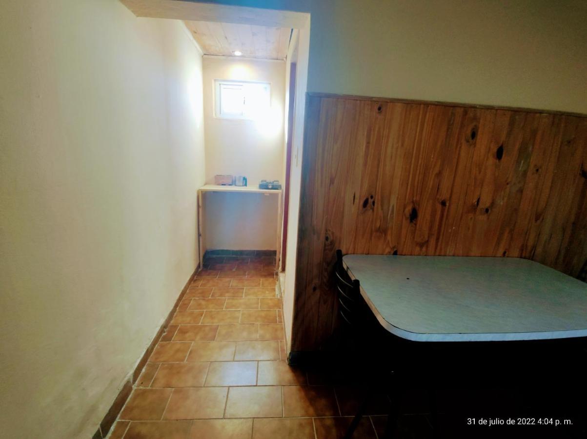 Hotel Juanita Puelches エクステリア 写真